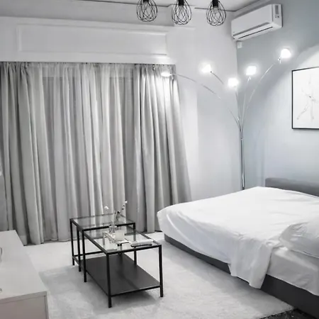 Luxury Apartment Near Acropolis In The Heart Of Athens-3